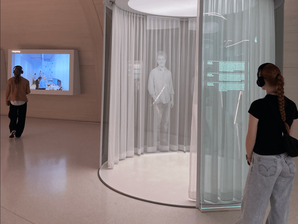 Eine Schülerin beim Life Science Kongress